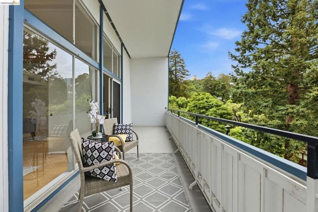 2634 Virginia St 33, Berkeley, CA 94709