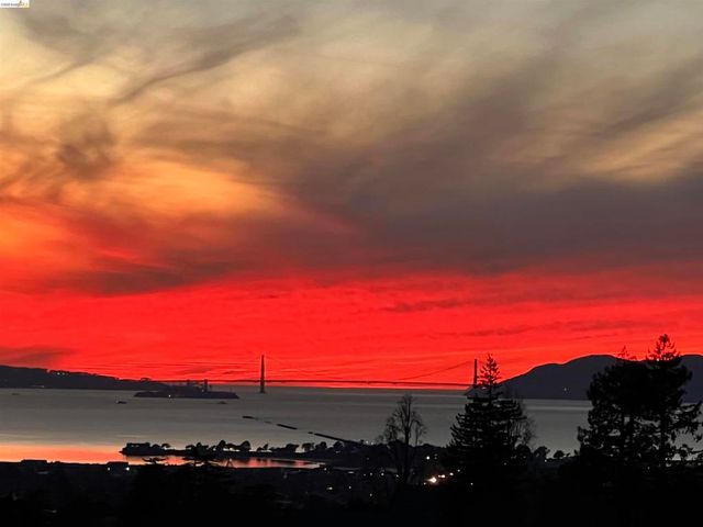 2634 Virginia St 33, Berkeley, CA 94709