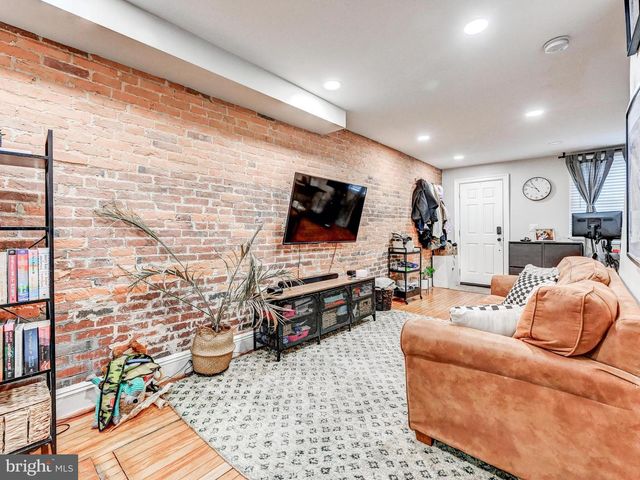 510 S DURHAM ST S, Baltimore, MD 21231