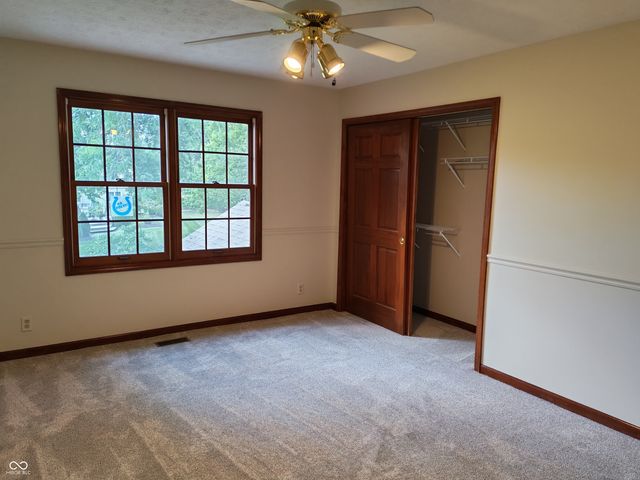 871 Franklin Trace, Zionsville, IN 46077