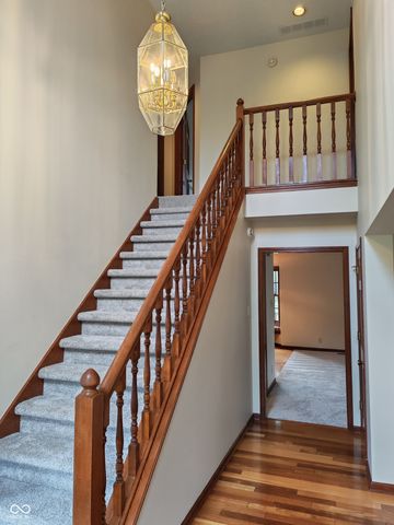 871 Franklin Trace, Zionsville, IN 46077