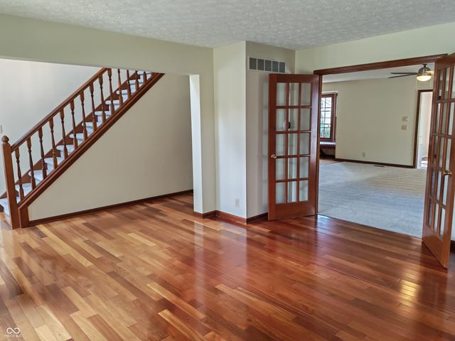 871 Franklin Trace, Zionsville, IN 46077