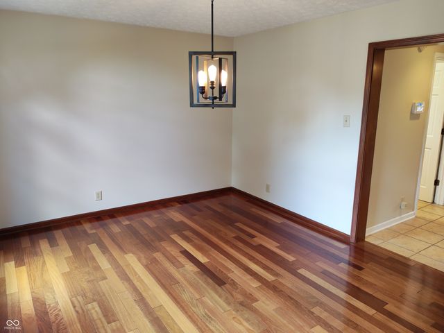 871 Franklin Trace, Zionsville, IN 46077