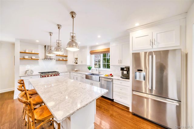 7 Putnam Road, Scarsdale, NY 10583