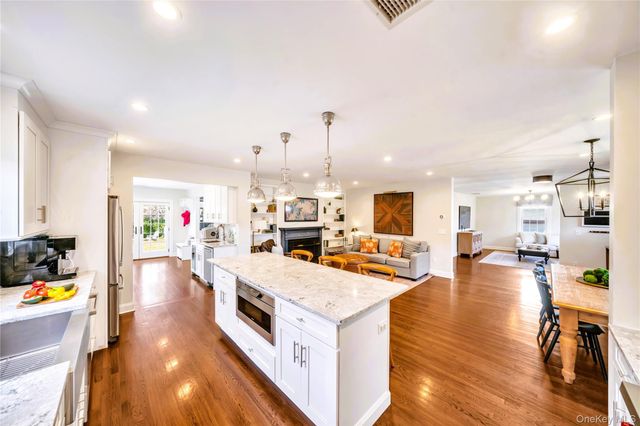 7 Putnam Road, Scarsdale, NY 10583