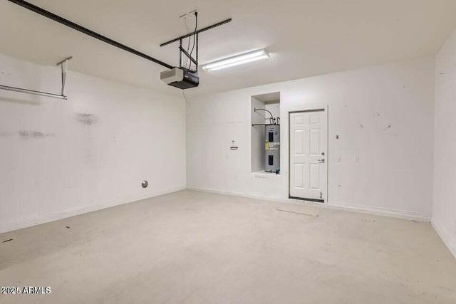 2039 W Kathleen Road, Phoenix, AZ 85023