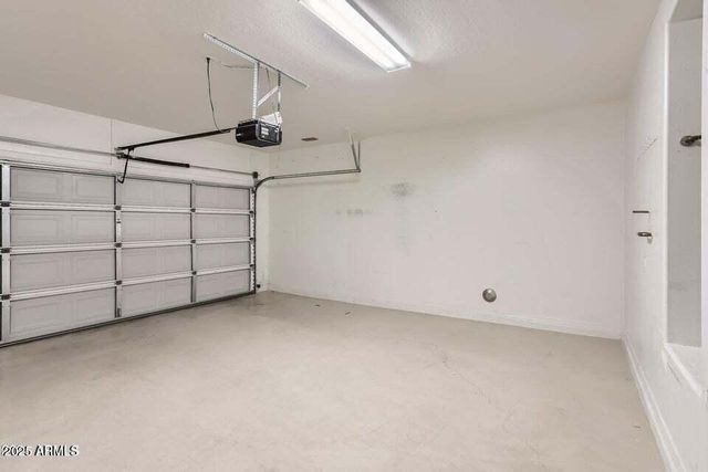 2039 W Kathleen Road, Phoenix, AZ 85023