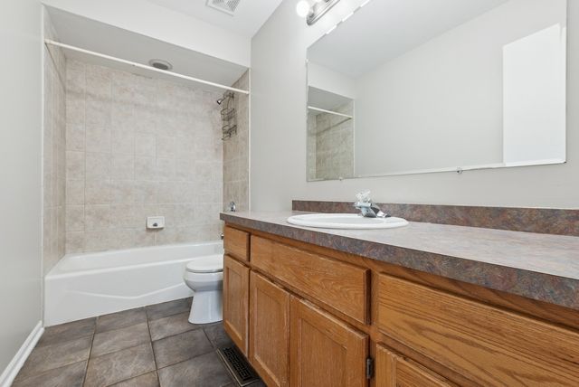 9007 Adare Avenue, Mokena, IL 60448