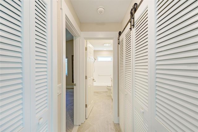 1679 VALLEY DRIVE, Venice, FL 34292