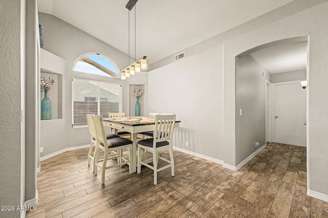 8536 W OCOTILLO Road, Glendale, AZ 85305