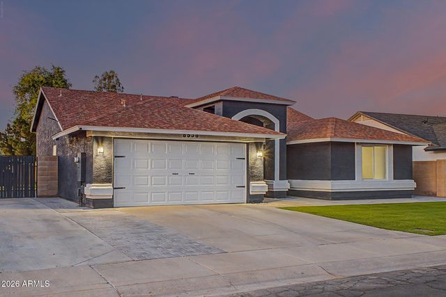 8536 W OCOTILLO Road, Glendale, AZ 85305