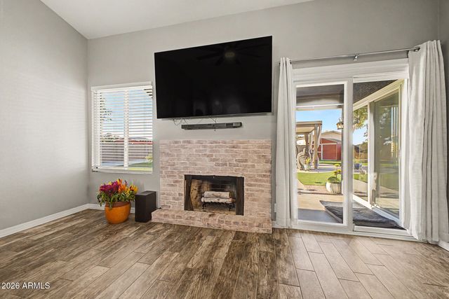 8536 W OCOTILLO Road, Glendale, AZ 85305