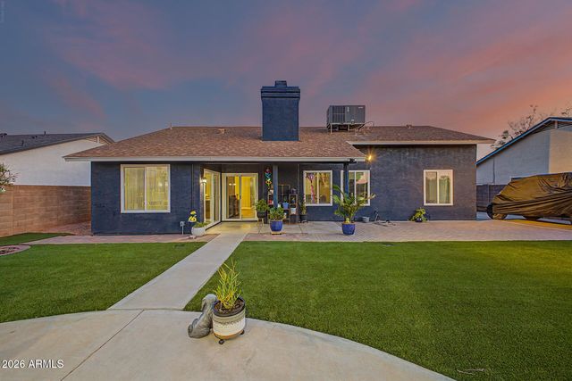 8536 W OCOTILLO Road, Glendale, AZ 85305