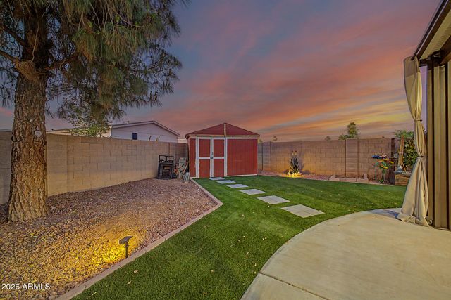 8536 W OCOTILLO Road, Glendale, AZ 85305