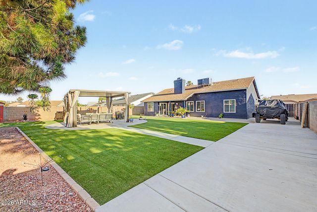 8536 W OCOTILLO Road, Glendale, AZ 85305