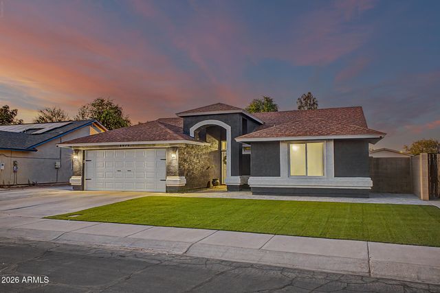 8536 W OCOTILLO Road, Glendale, AZ 85305