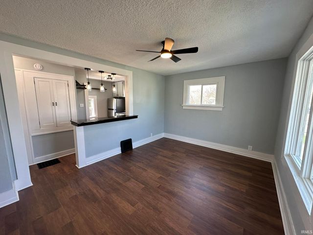 4102 Holton Avenue, Fort Wayne, IN 46806