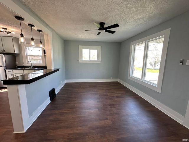 4102 Holton Avenue, Fort Wayne, IN 46806