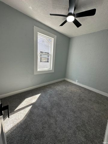 4102 Holton Avenue, Fort Wayne, IN 46806