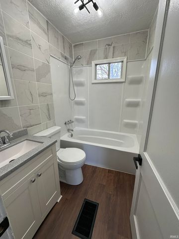 4102 Holton Avenue, Fort Wayne, IN 46806