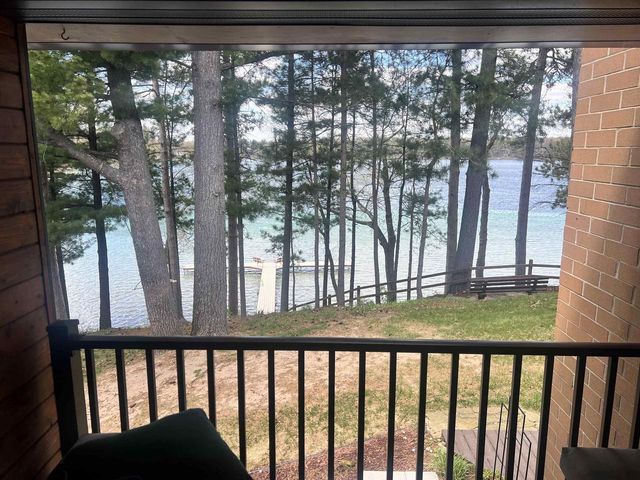 E1280 COUNTY ROAD Q, Waupaca, WI 54981