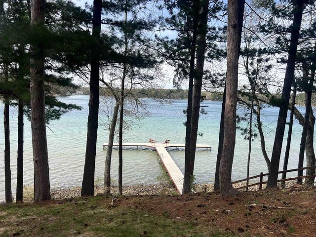 E1280 COUNTY ROAD Q, Waupaca, WI 54981