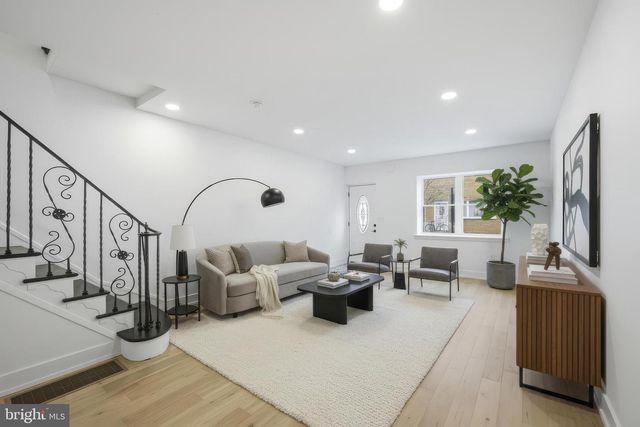 1022 MCKEAN ST, Philadelphia, PA 19148