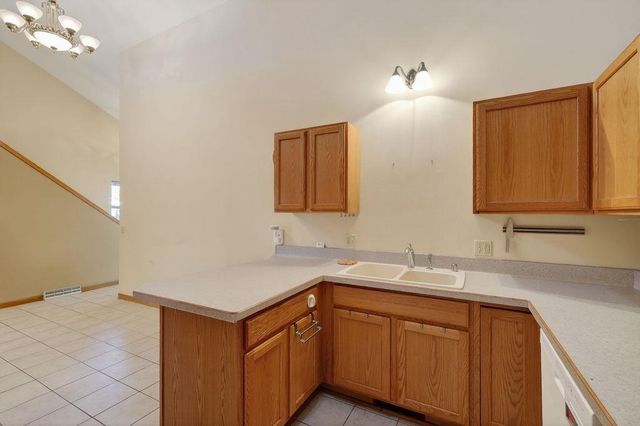 1068 Fitness Run, Sun Prairie, WI 53590