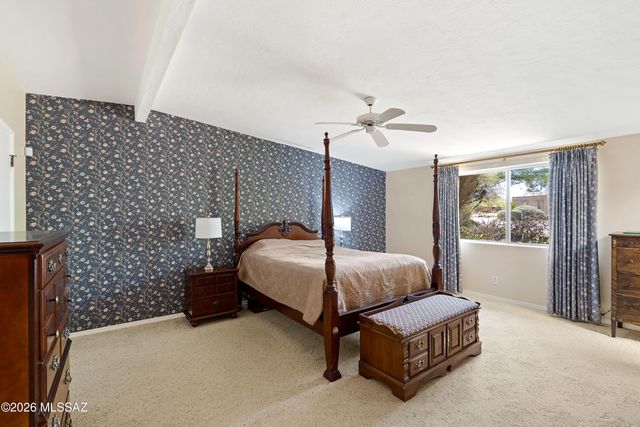 410 W Camino Fairhaven, Tucson, AZ 85704