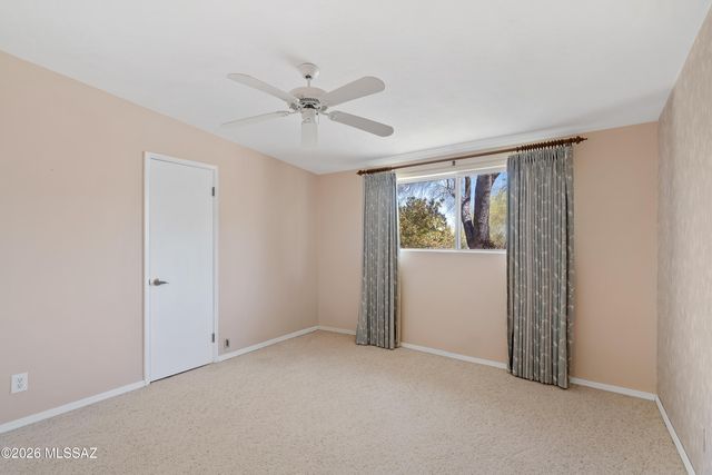410 W Camino Fairhaven, Tucson, AZ 85704