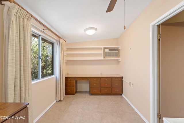 410 W Camino Fairhaven, Tucson, AZ 85704