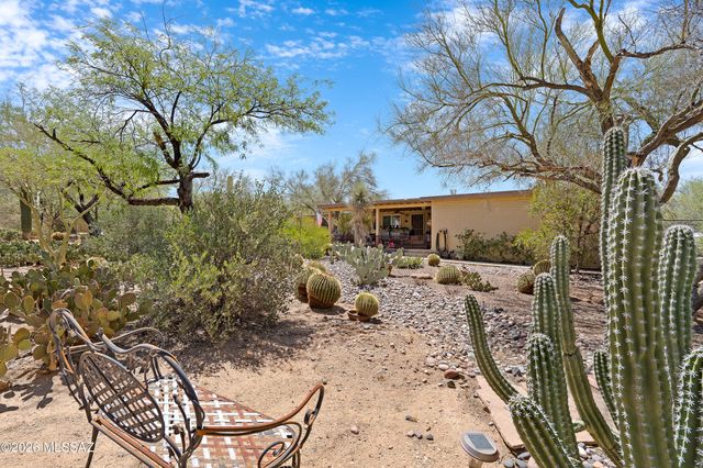 410 W Camino Fairhaven, Tucson, AZ 85704