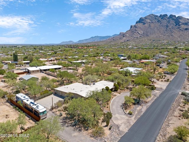 410 W Camino Fairhaven, Tucson, AZ 85704