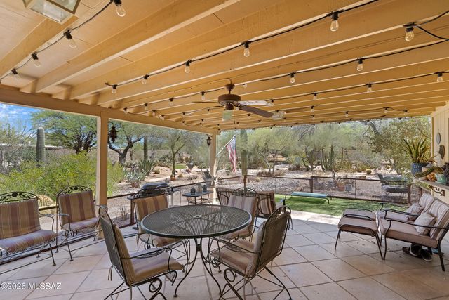 410 W Camino Fairhaven, Tucson, AZ 85704