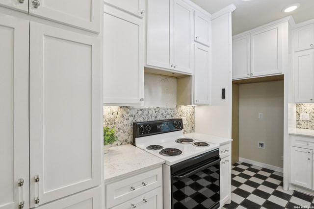 1331 W ROSEWOOD AVE, San Antonio, TX 78201