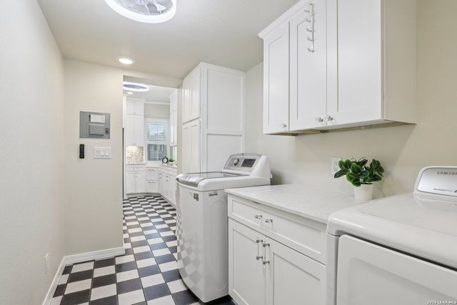 1331 W ROSEWOOD AVE, San Antonio, TX 78201