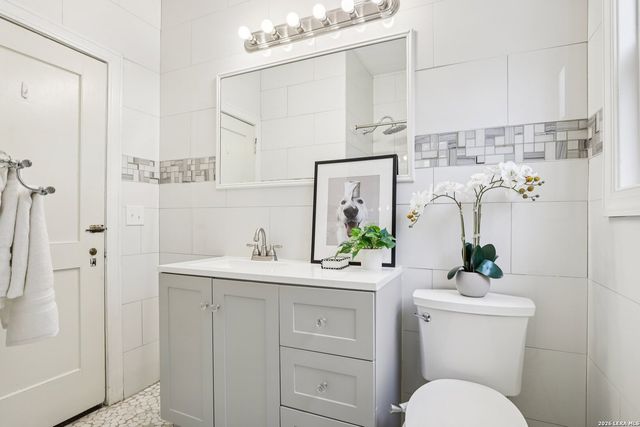 1331 W ROSEWOOD AVE, San Antonio, TX 78201