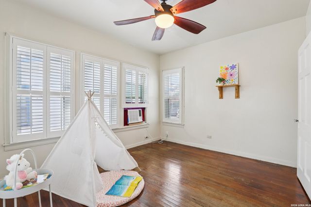 1331 W ROSEWOOD AVE, San Antonio, TX 78201