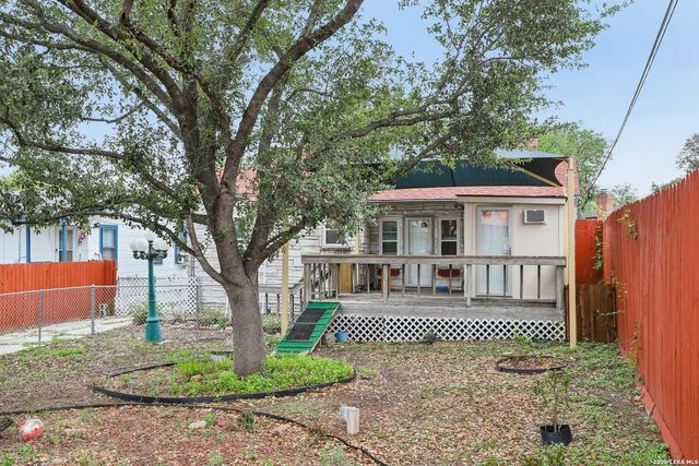 1331 W ROSEWOOD AVE, San Antonio, TX 78201