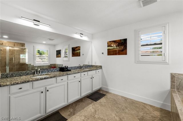 4764 Formosa DR, Naples, FL 34119