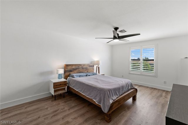 4764 Formosa DR, Naples, FL 34119