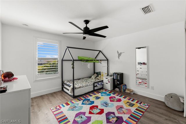 4764 Formosa DR, Naples, FL 34119