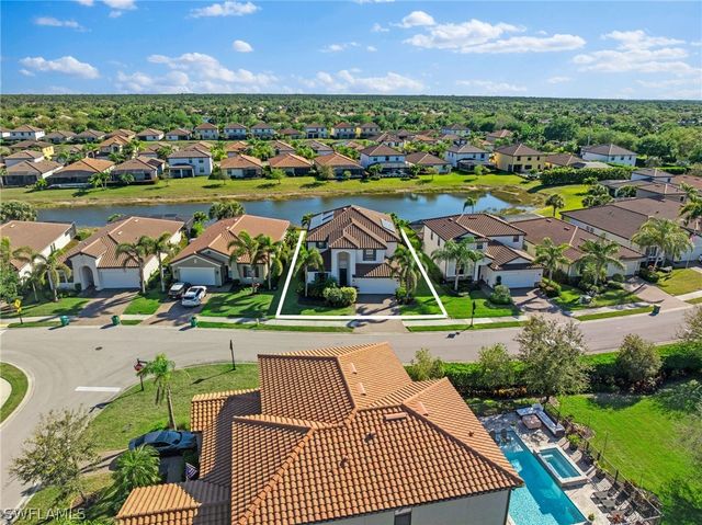 4764 Formosa DR, Naples, FL 34119