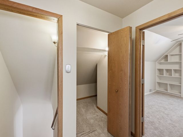 5435 S Newcastle Avenue, Chicago, IL 60638