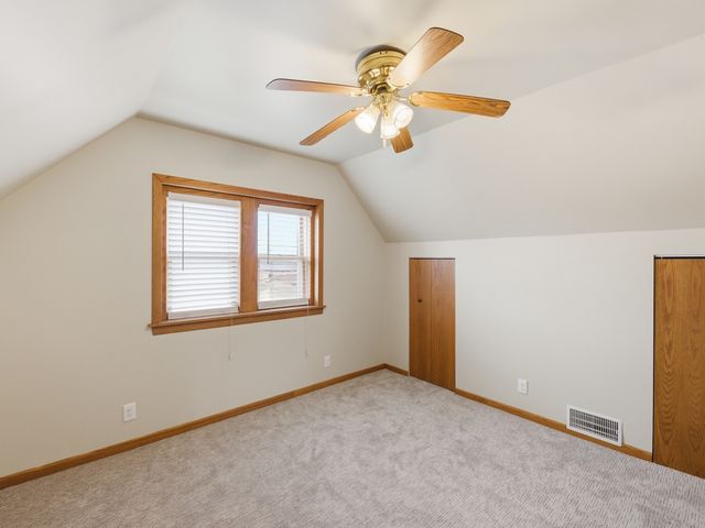 5435 S Newcastle Avenue, Chicago, IL 60638