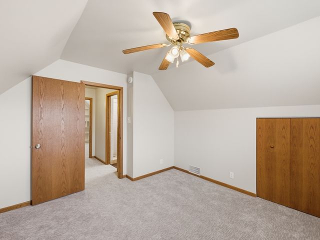 5435 S Newcastle Avenue, Chicago, IL 60638