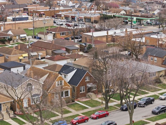 5435 S Newcastle Avenue, Chicago, IL 60638