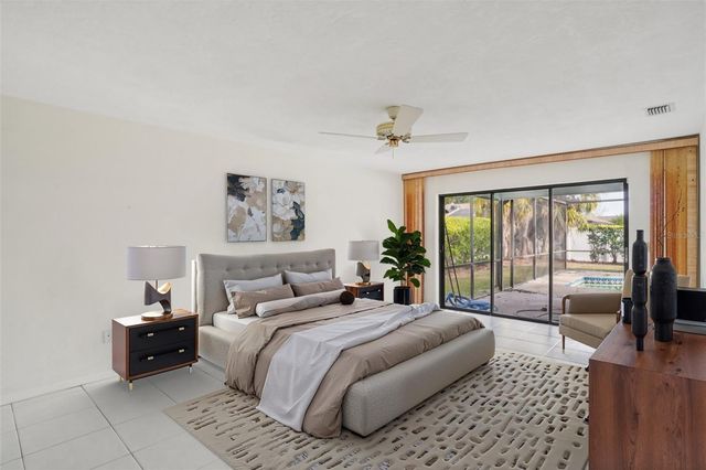 1627 FARRIER TRAIL, Clearwater, FL 33765