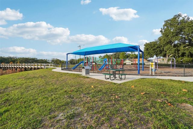 1627 FARRIER TRAIL, Clearwater, FL 33765