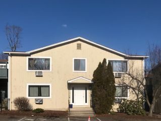 60 Plainfield Avenue 12, West Haven, CT 06516
